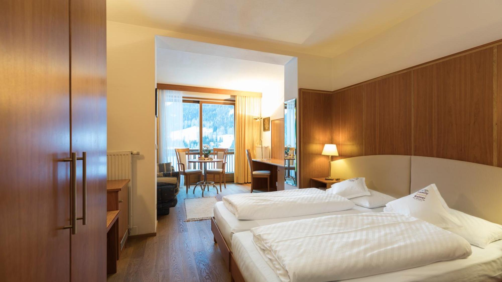 Family Resort Rainer Sexten Exterior photo