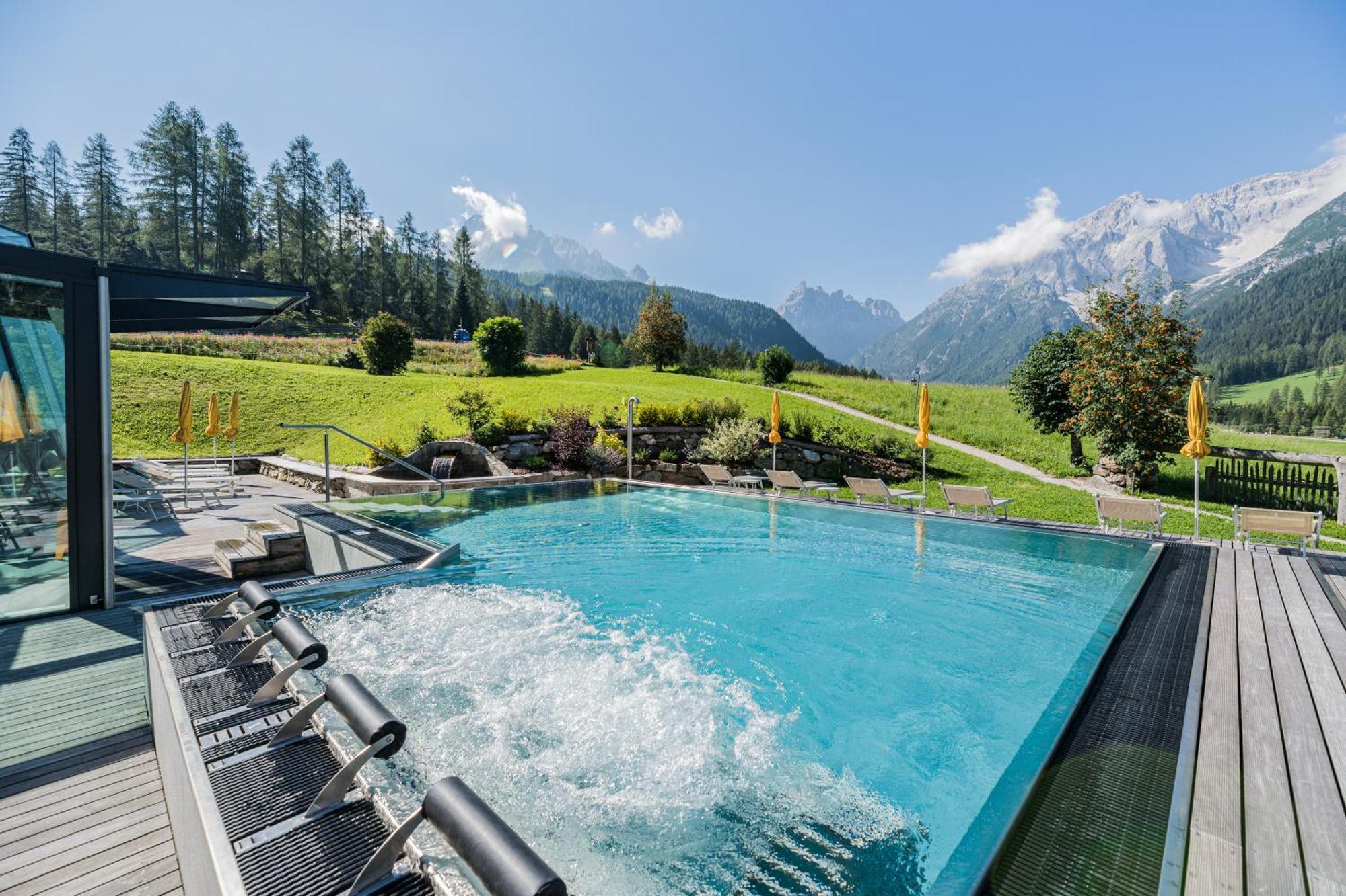 Family Resort Rainer Sexten Exterior photo